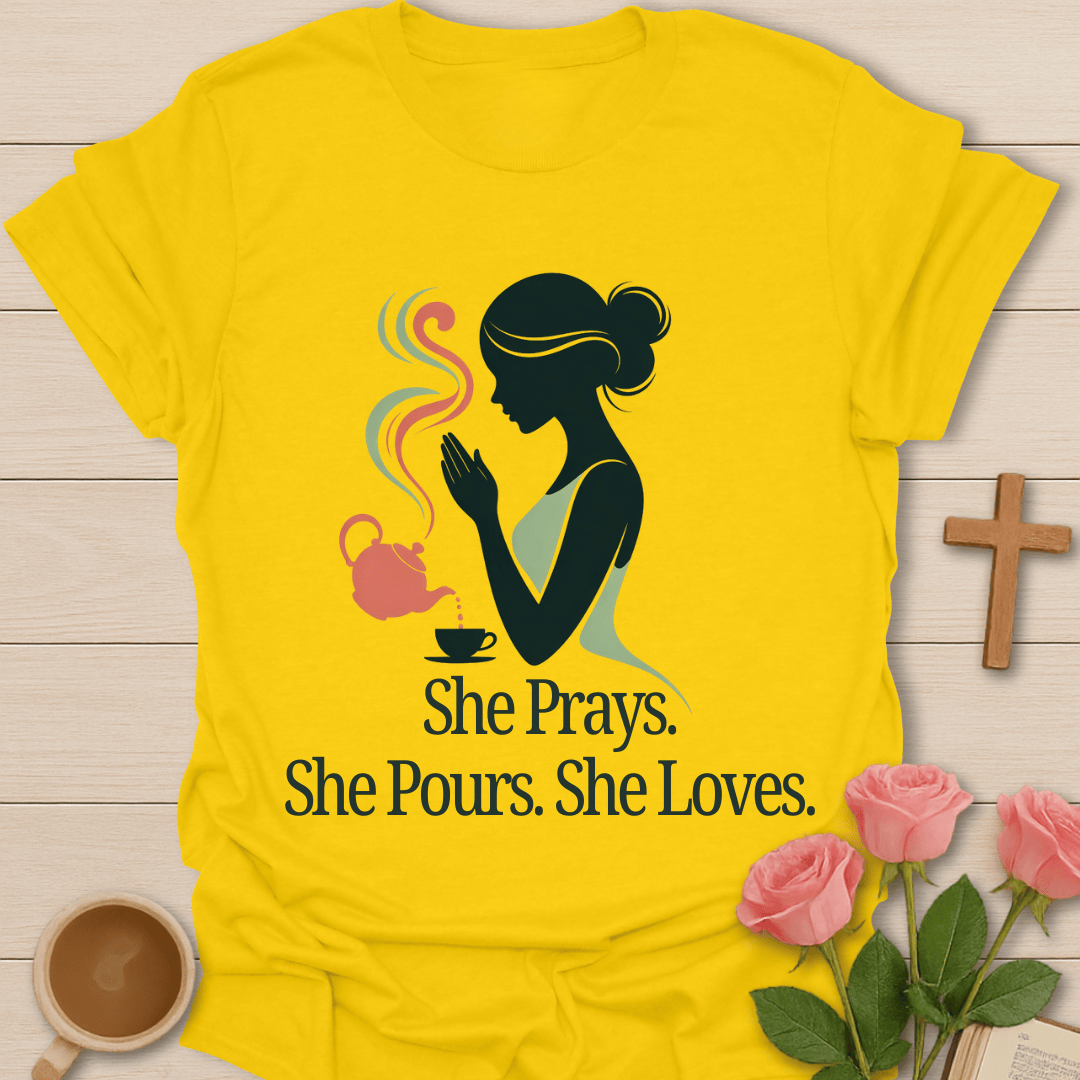 Praying Mama Tea T-Shirt T-Shirt