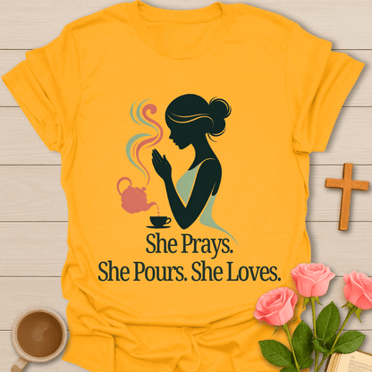 Praying Mama Tea T-Shirt T-Shirt