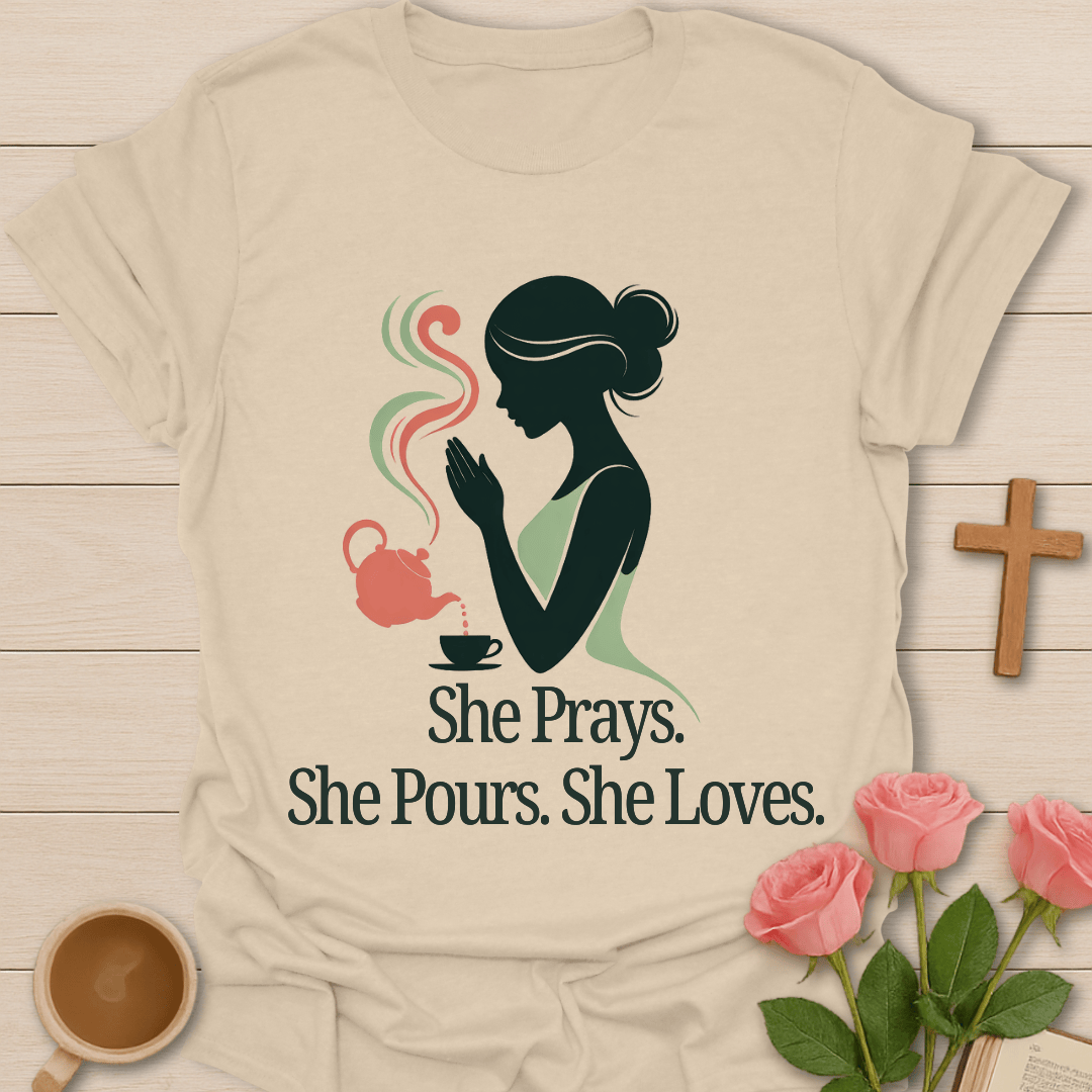 Praying Mama Tea T-Shirt T-Shirt