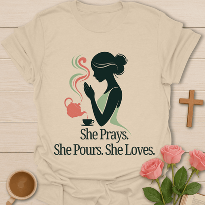 Praying Mama Tea T-Shirt T-Shirt