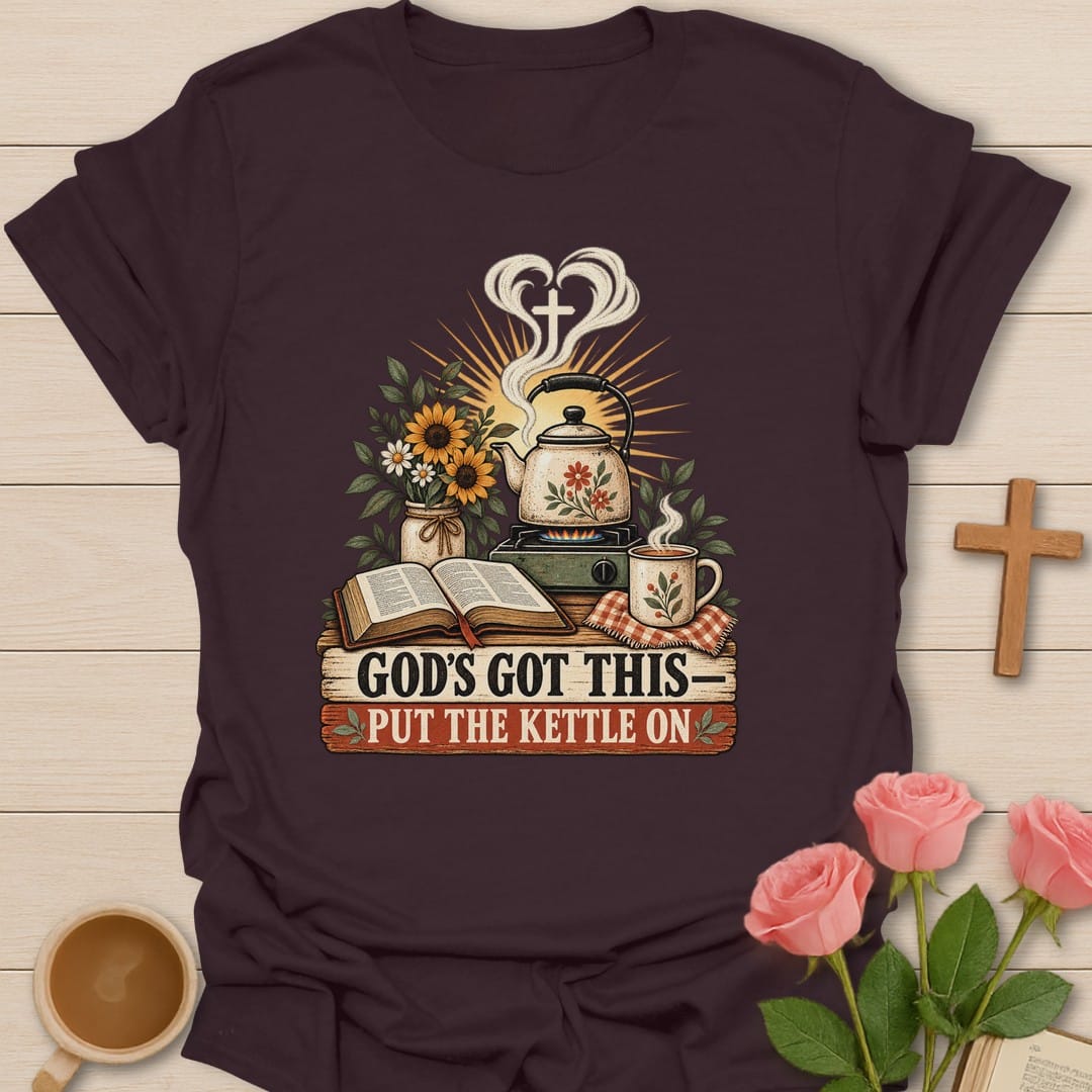 God's Got This t-shirt with reassuring lettering and faith-inspired design - Dark Chocolate