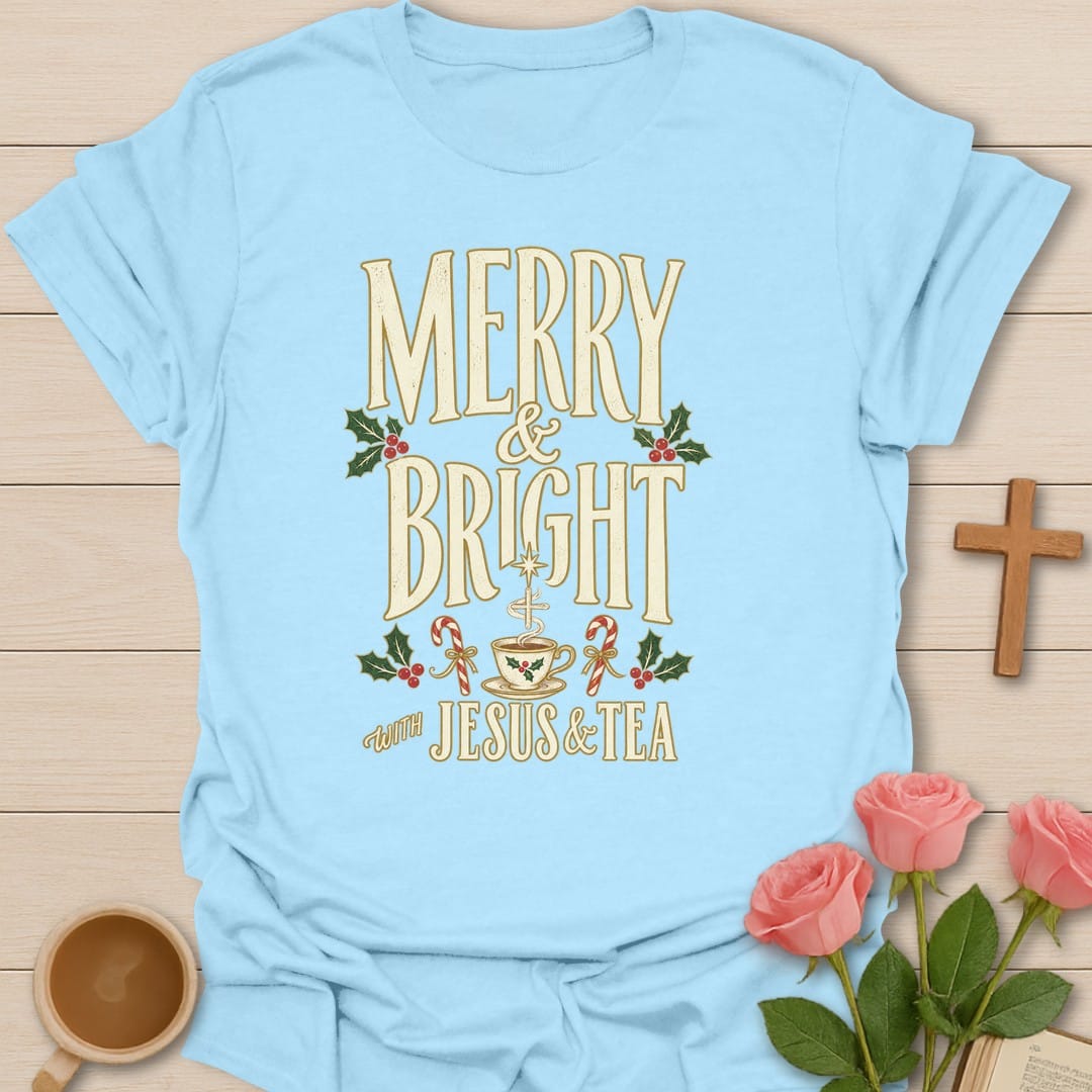 Spiked Comfort t-shirt with cozy lettering and faith-inspired design - Light Blue