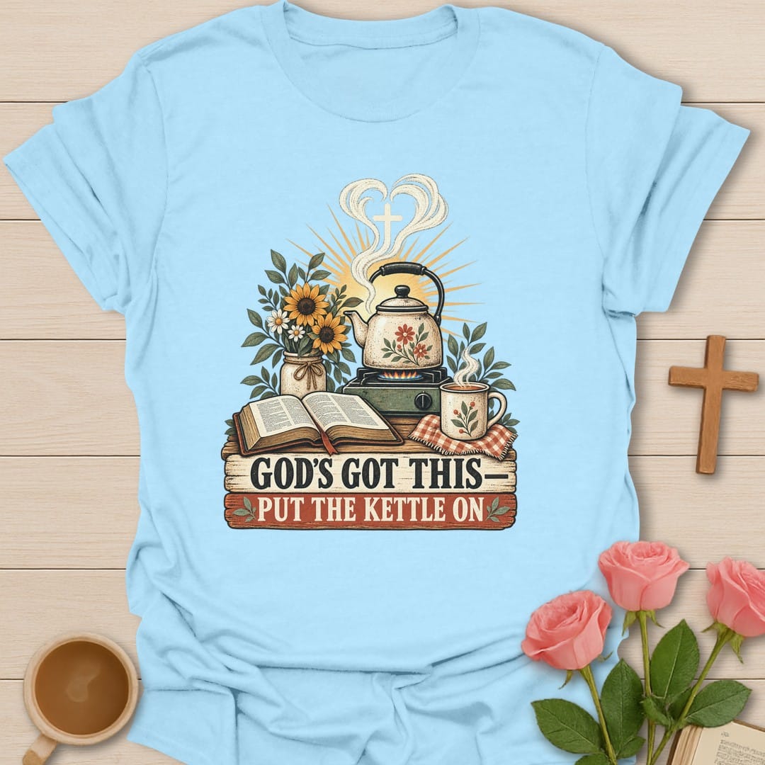 God's Got This t-shirt with reassuring lettering and faith-inspired design - Light Blue
